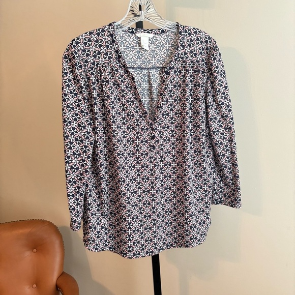 H&M Women’s 3/4 Sleeve Blouse Shirt Navy Blue‎ Pink Geometric Pattern Medium - Picture 1 of 5